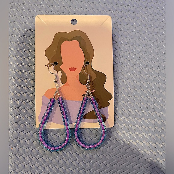 💜 Handmade Stretch Necklace, Bracelet & Teardrop Hoop Earrings 💜 - Picture 4 of 4